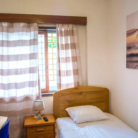 Homestay Bed Comfort Serpa Pinto *